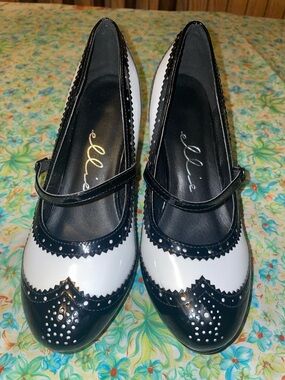 Black & white Ellie flapper heels (7)
